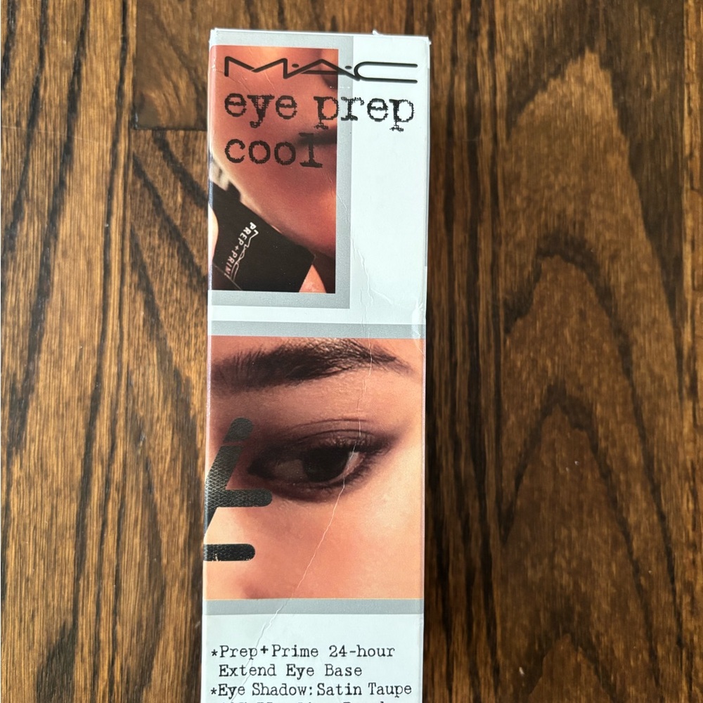 MAC Cosmetics Eye Prep Cool Set with DISCONTINUED MAC 217 natural hair eye brush